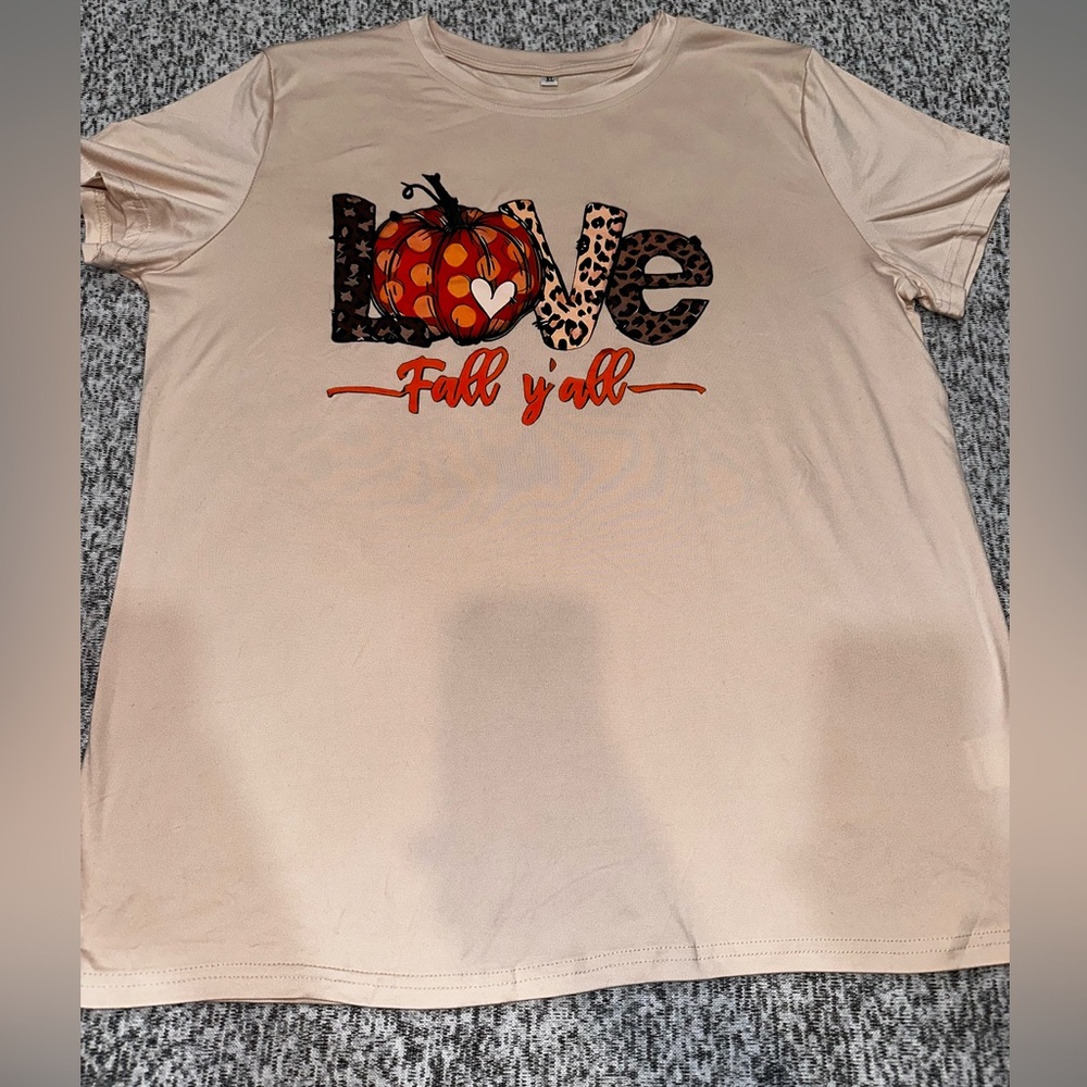 Love Fall Y'all Ladies T-Shirt - Beige. NWOT very soft. Unbranded.